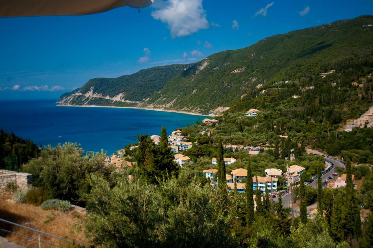 Deep Blue Villa Ayios Nikitas Luaran gambar