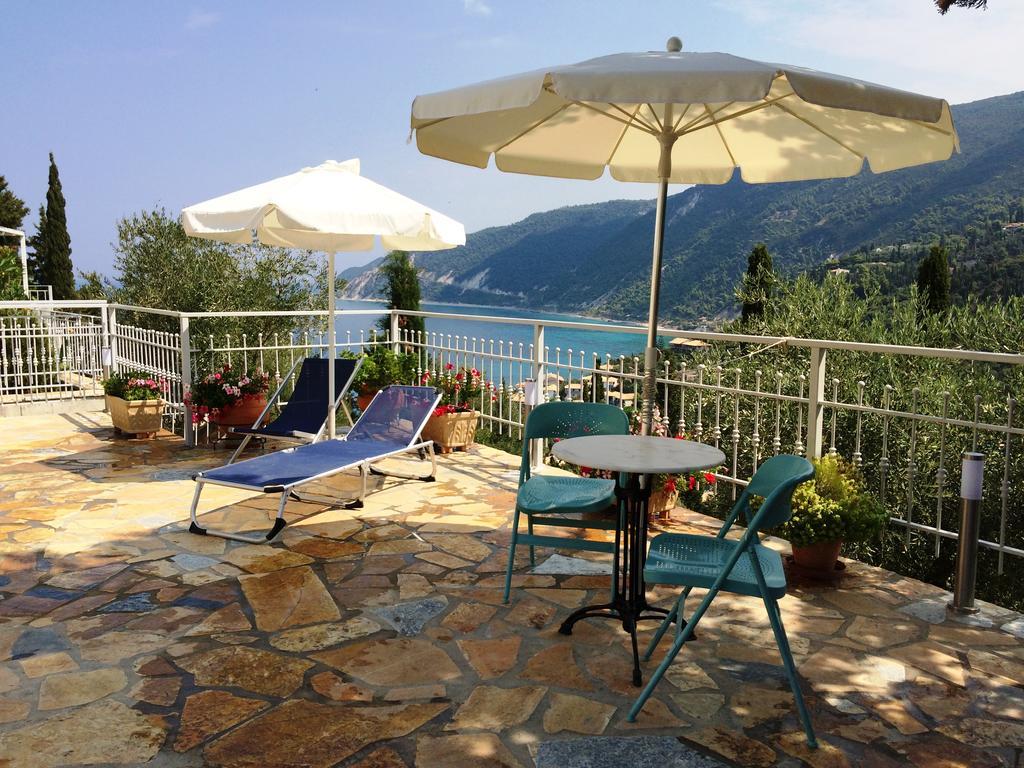 Deep Blue Villa Ayios Nikitas Luaran gambar